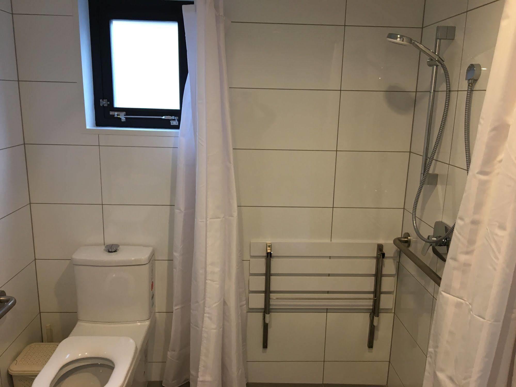 Achilles Motel Крайстчёрч Экстерьер фото